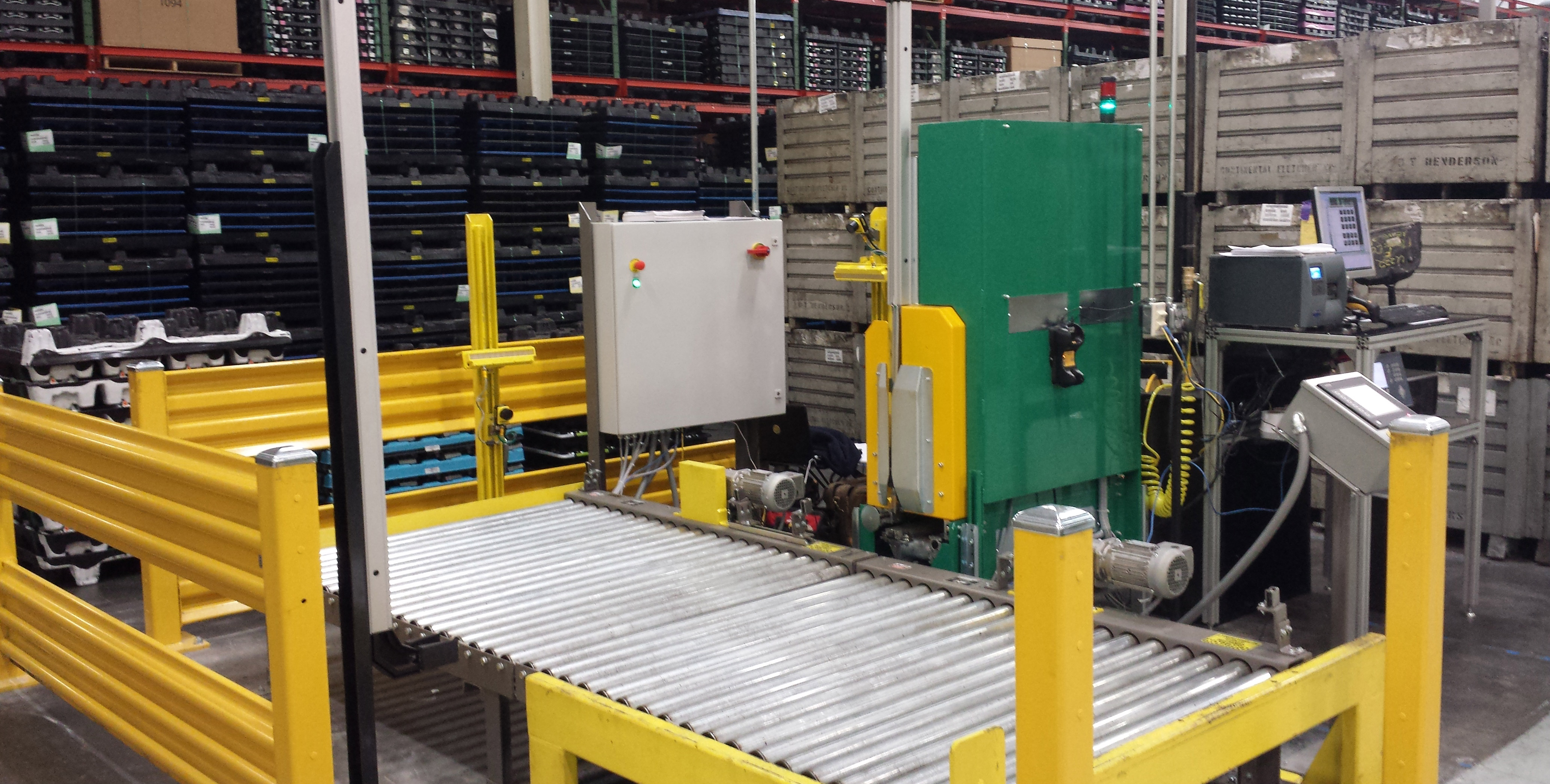 automotive packaging conveyor and infeed strapper automatic line